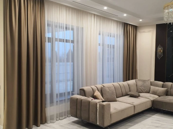 Custom-made Contemporary Beige Curtains Dubai stylish interior décor for homes and villas.